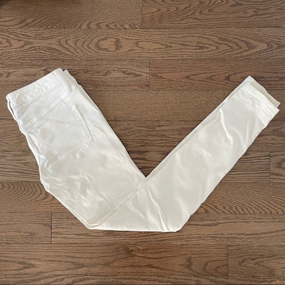 Mossimo Off-White Denim Skinny Jeans With Front Lace Print Design - Picture 3 of 8